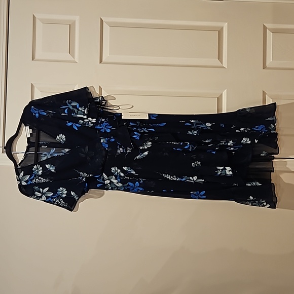 Calvin Klein Dresses & Skirts - Calvin Klein floral dress
